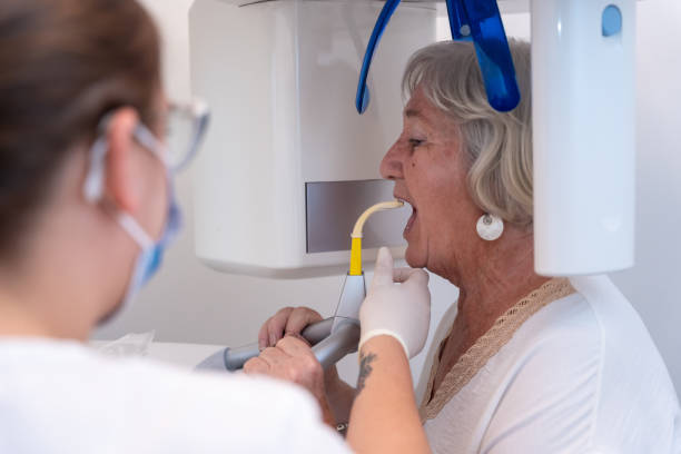 Best Emergency Dental Extractions in Farmersburg, IN